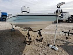 Triton Vehiculos salvage en venta: 2013 Triton Boat