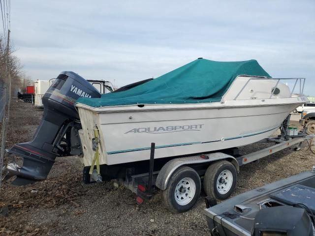 1998 Aquasport Boat