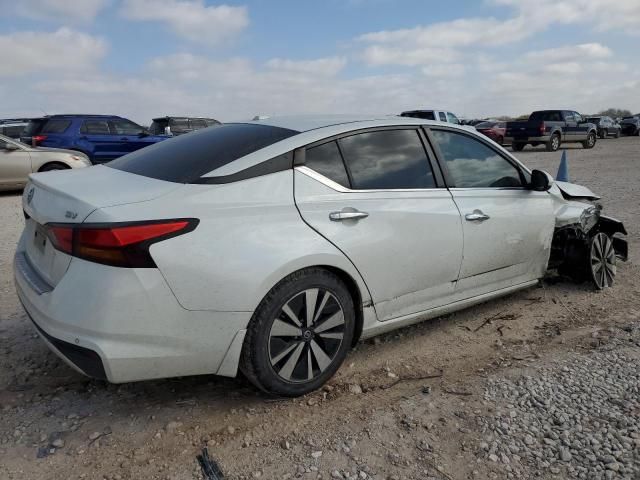 2022 Nissan Altima SV