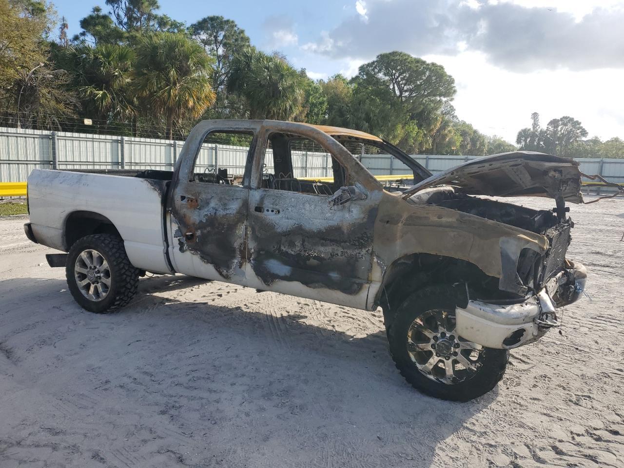 2006 Dodge RAM 2500 ST