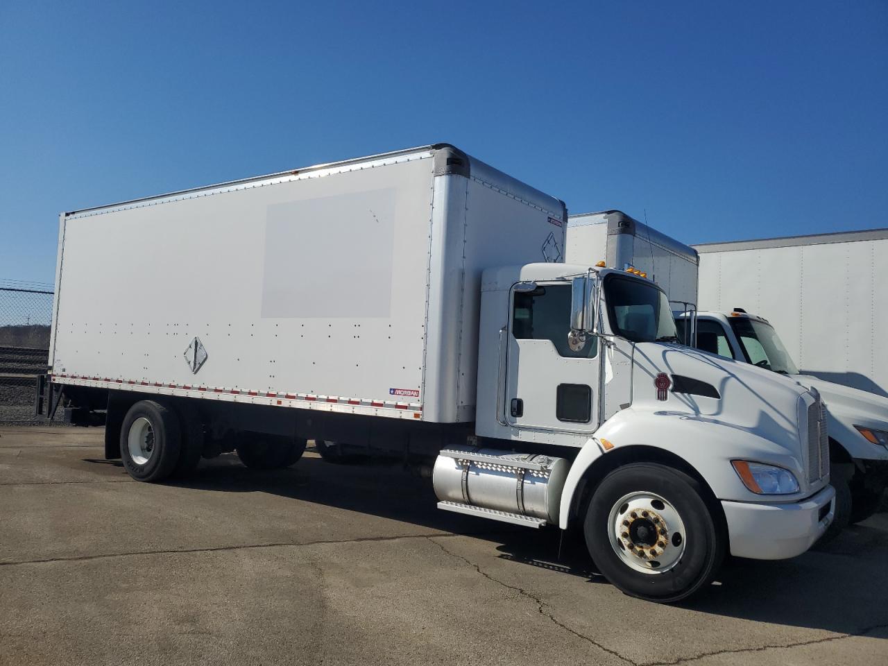 2018 Kenworth Construction T270