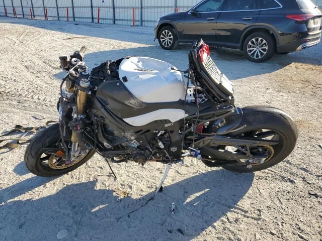 2024 BMW S 1000 RR