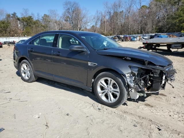 2018 Ford Taurus SE