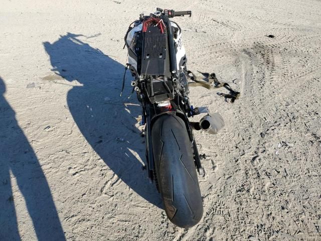 2024 BMW S 1000 RR
