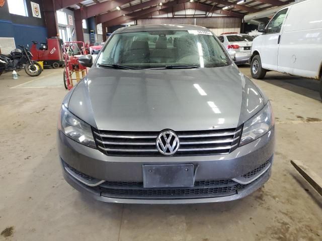 2013 Volkswagen Passat S