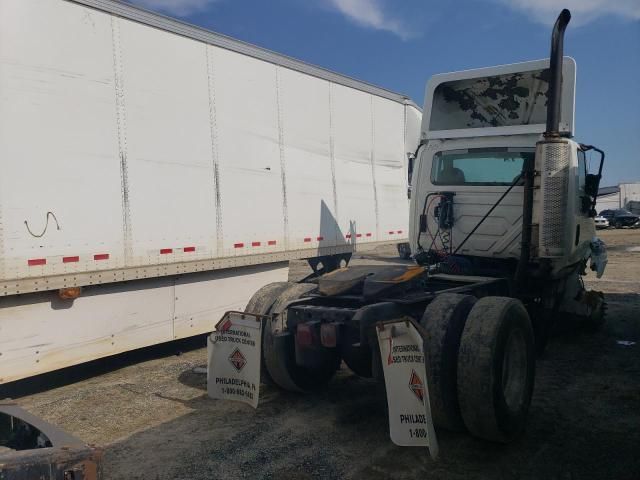 2012 International 8600 Semi Truck