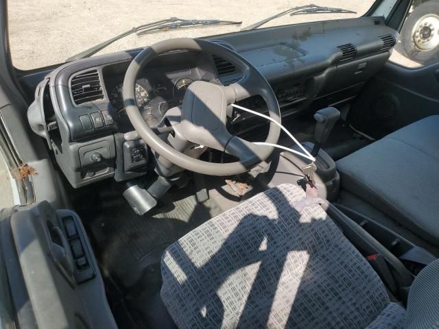 2001 Isuzu NPR