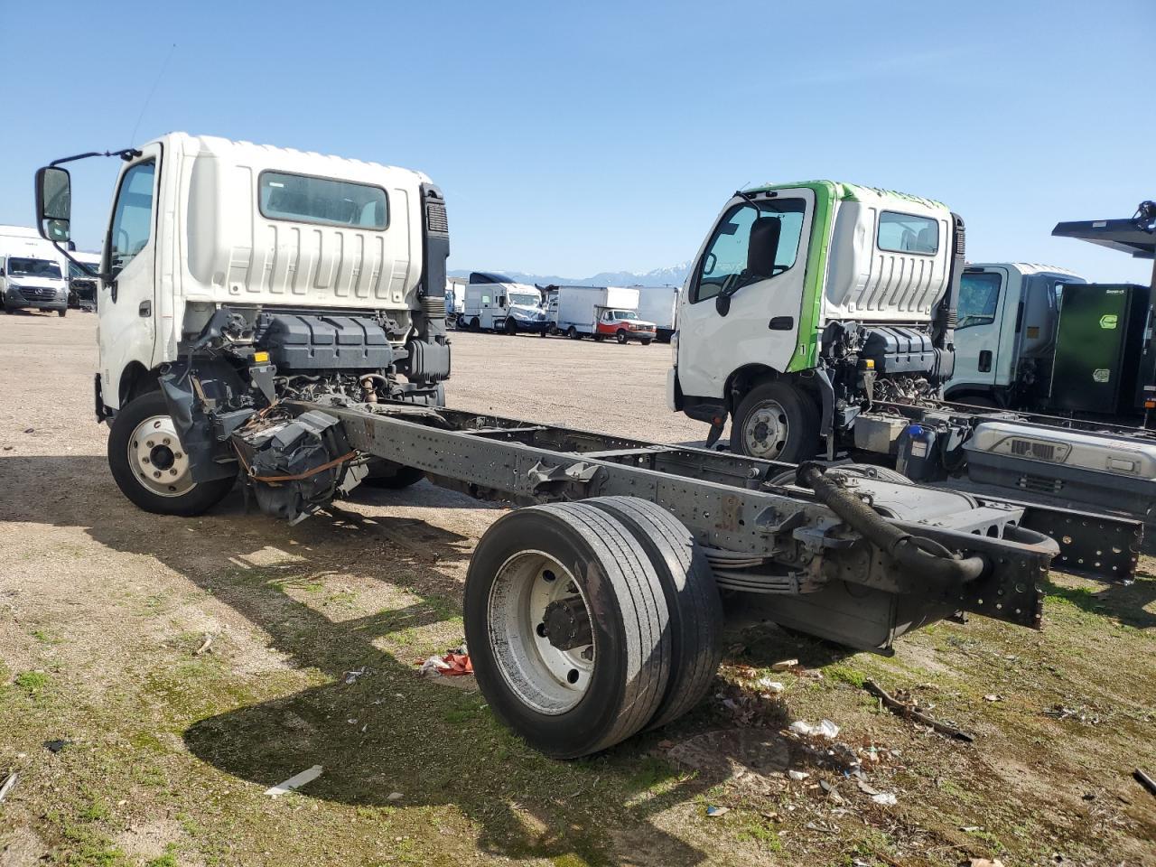 2014 Hino 195