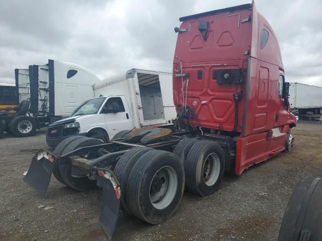 2015 Freightliner Cascadia 125