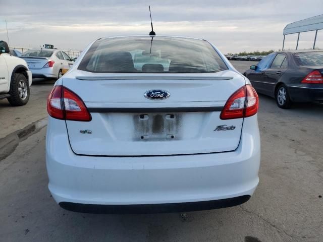 2013 Ford Fiesta SE