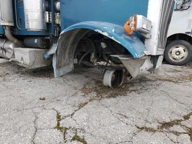 2005 Peterbilt 379 Semi Truck