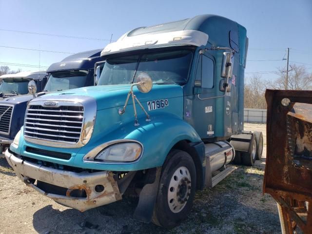 2005 Freightliner Columbia Semi Truck