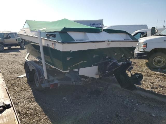 1986 Wells Cargo 1986 Wellcraft Boat