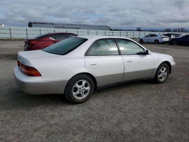 1999 Lexus ES 300