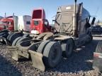 2000 Volvo VNL Semi Truck