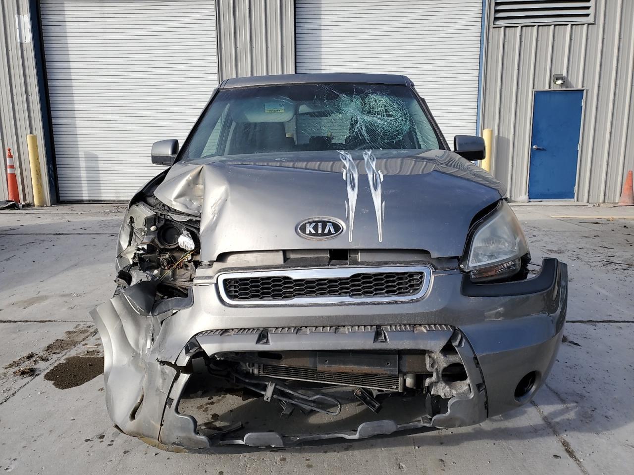 2010 KIA Soul +