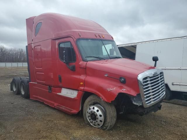 2015 Freightliner Cascadia 125