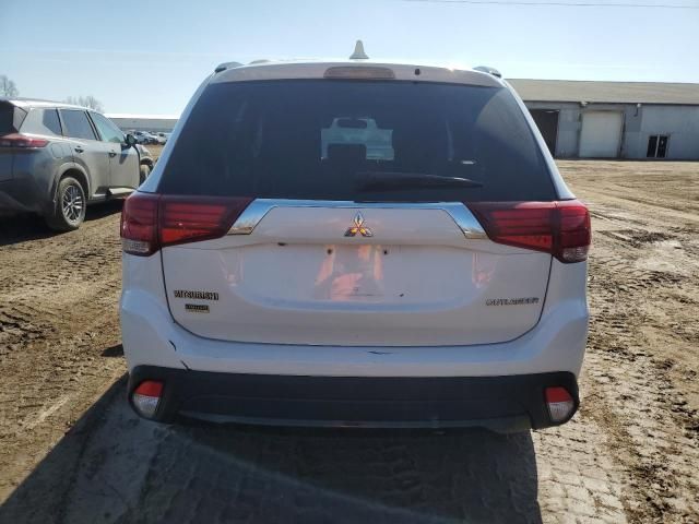 2018 Mitsubishi Outlander SE