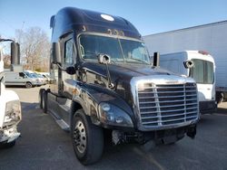 Vehiculos salvage en venta de Copart Glassboro, NJ: 2017 Freightliner Cascadia Semi Truck