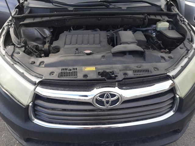 2016 Toyota Highlander le