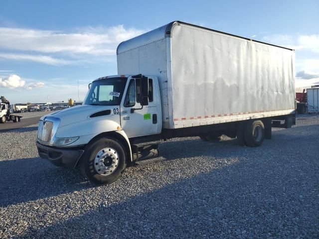 2006 International 4300 BOX Truck