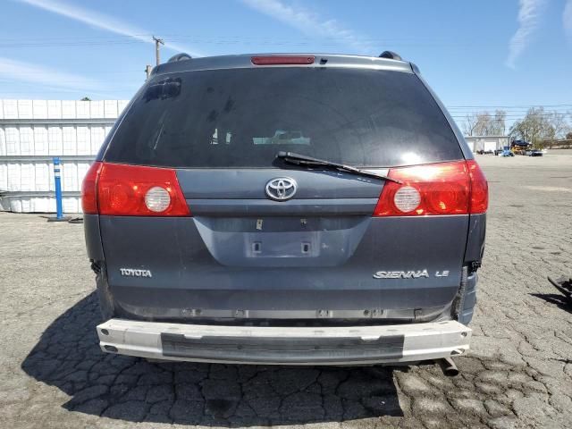 2009 Toyota Sienna CE