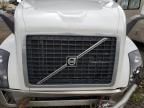 2017 Volvo VNL Semi Truck