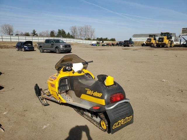 2000 Skidoo 2000 Skidoo Mxz600