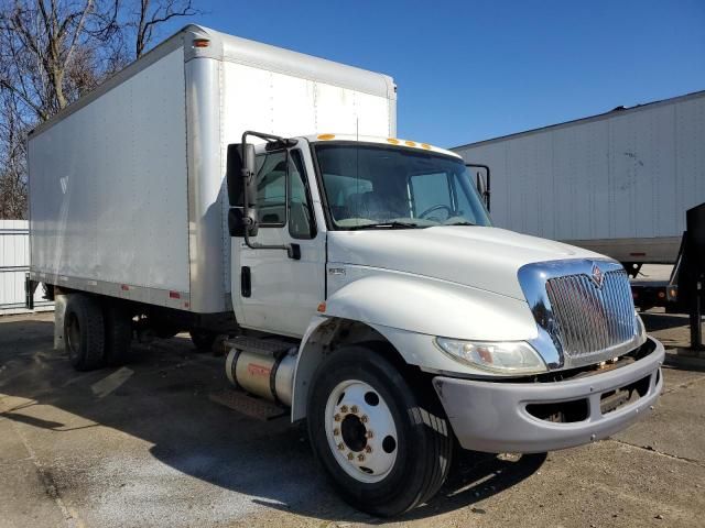 2013 International 4300 BOX Truck