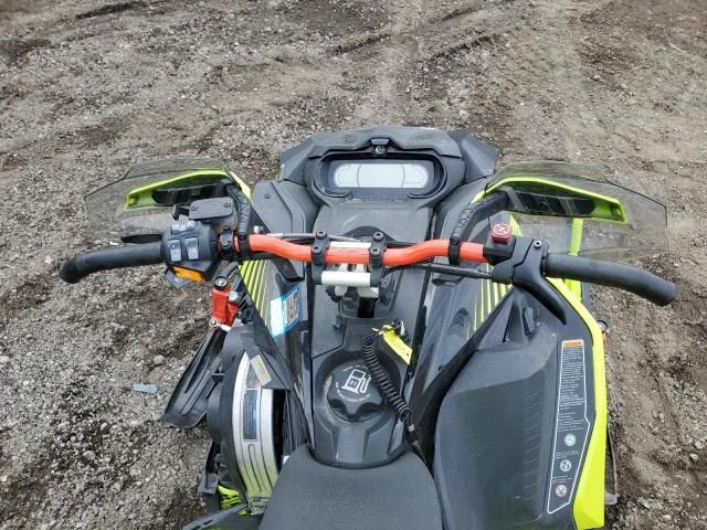 2020 Skidoo 2020 Skidoo Renegade