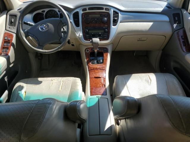 2004 Toyota Highlander Base