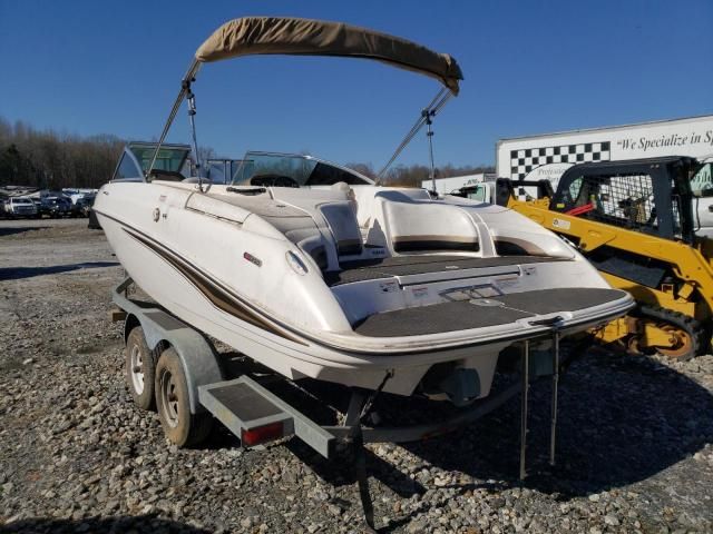 2003 Yamaha Boat