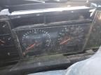 2000 Volvo VNL Semi Truck