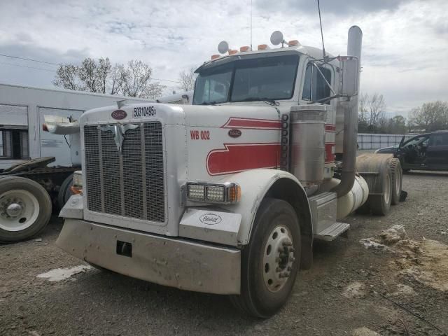 2004 Peterbilt 379 Semi Truck