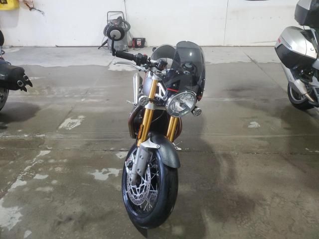 2020 Triumph Thruxton RS