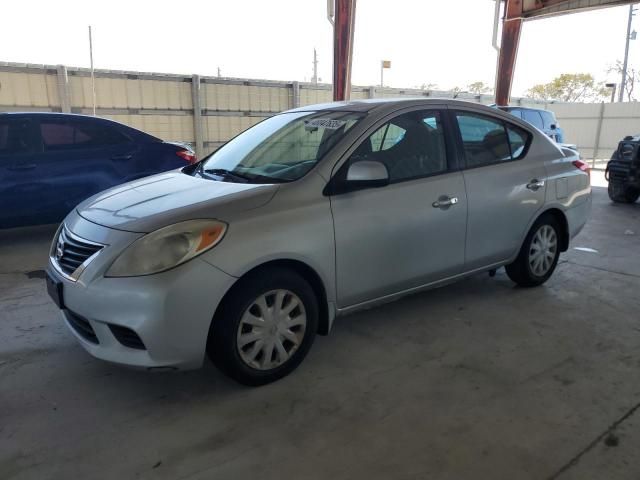 2013 Nissan Versa S