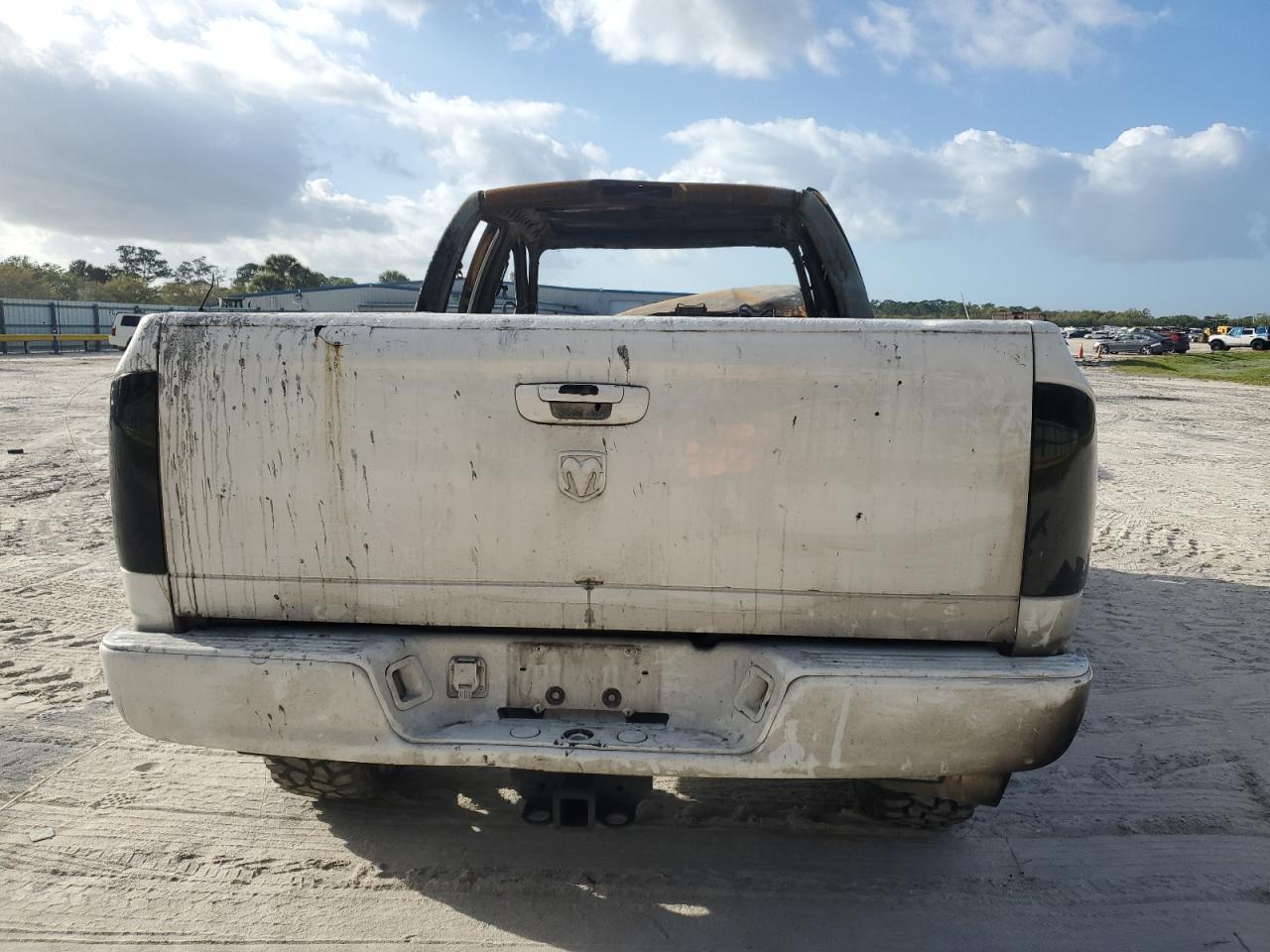 2006 Dodge RAM 2500 ST