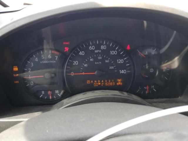 2004 Nissan Titan XE