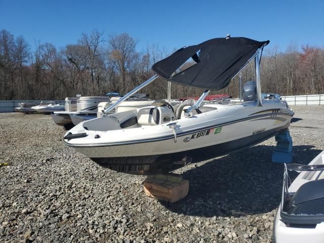 2016 Stingray Boat
