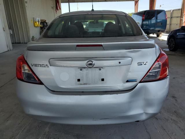 2013 Nissan Versa S