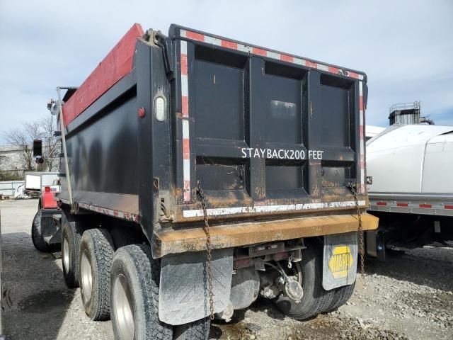 2002 Kenworth Construction T800