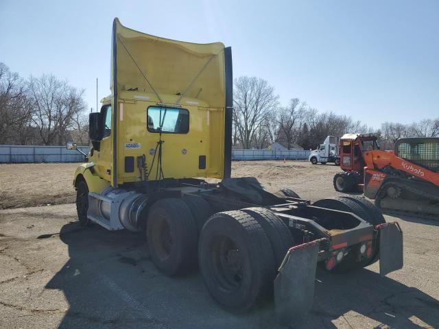 2019 Peterbilt 579 Semi Truck