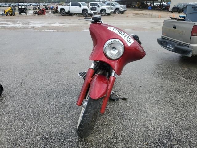 2001 Victory V92 C Deluxe