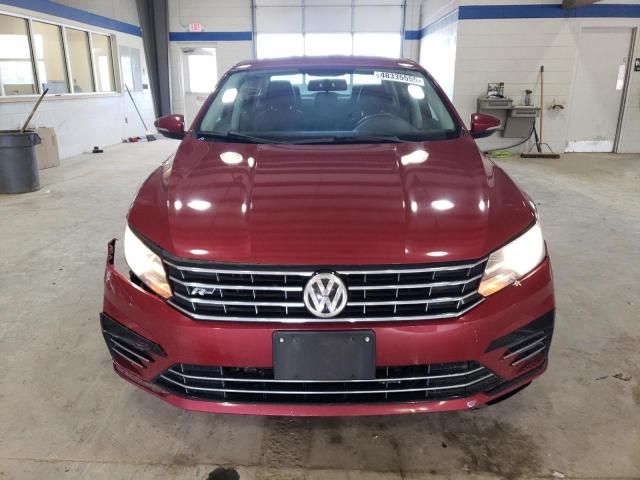 2017 Volkswagen Passat R-Line