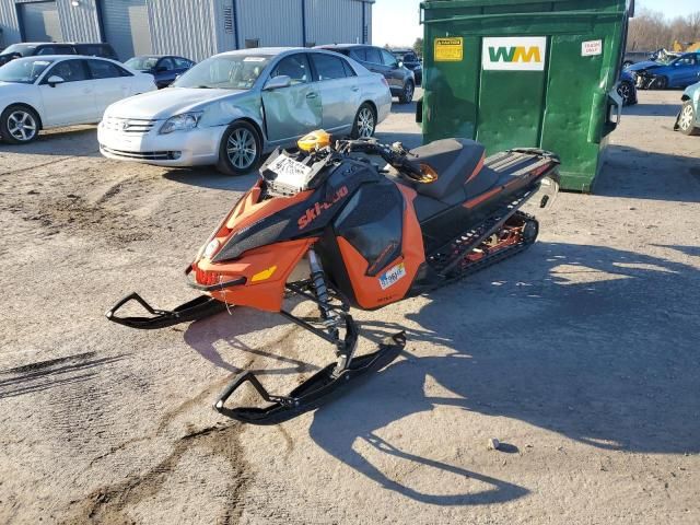 2016 Skidoo 2016 Skidoo Snowmobile