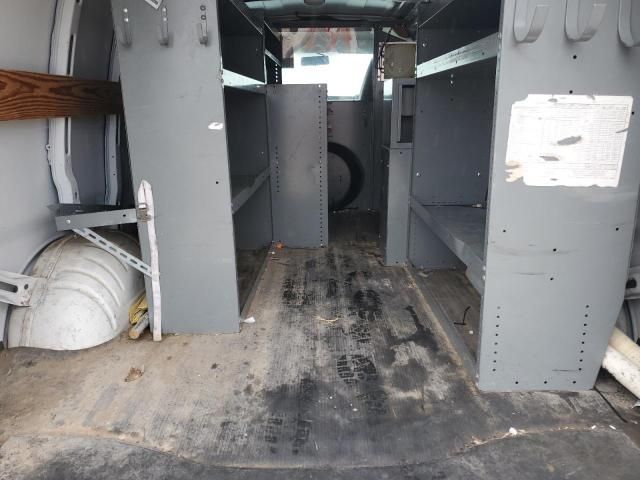 2013 Chevrolet Express G2500