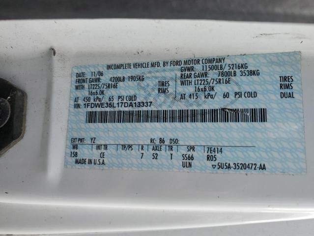 2007 Ford Econoline E350 Super Duty Cutaway Van