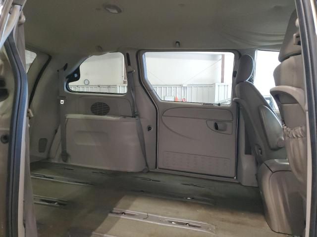 2006 Chrysler Town & Country