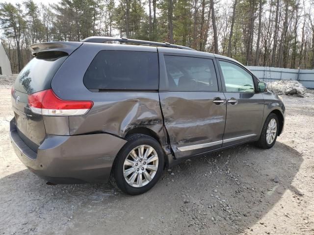 2012 Toyota Sienna XLE