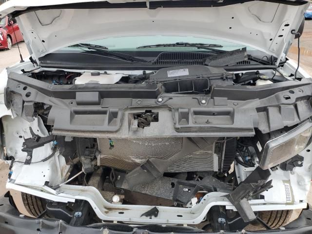 2024 Chevrolet Express G2500